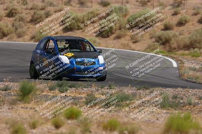 media/Jun-01-2025-CalClub SCCA (Sun) [[eae223c5dd]]/Group 6/Qualifying/